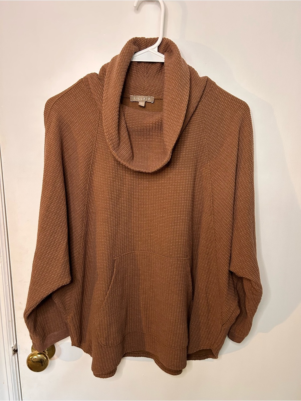 LILLA P CAMEL BROWN WAFFLE KNIT COWL NECK DOLMAN SLEEVE TOP SIZE MEDIUM